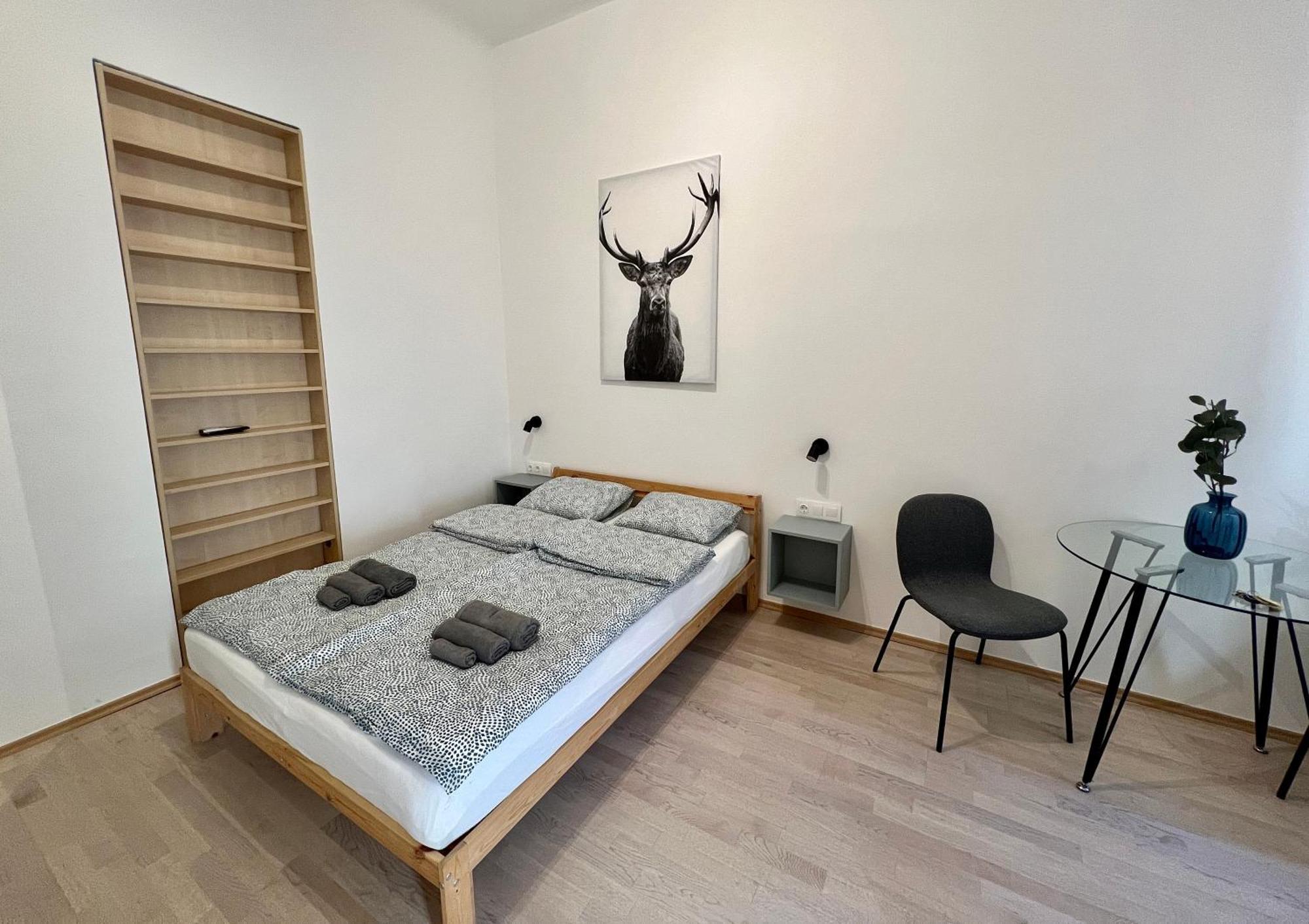 Minimalistic Apartment & Studio In Heart Street Budapest Exterior photo
